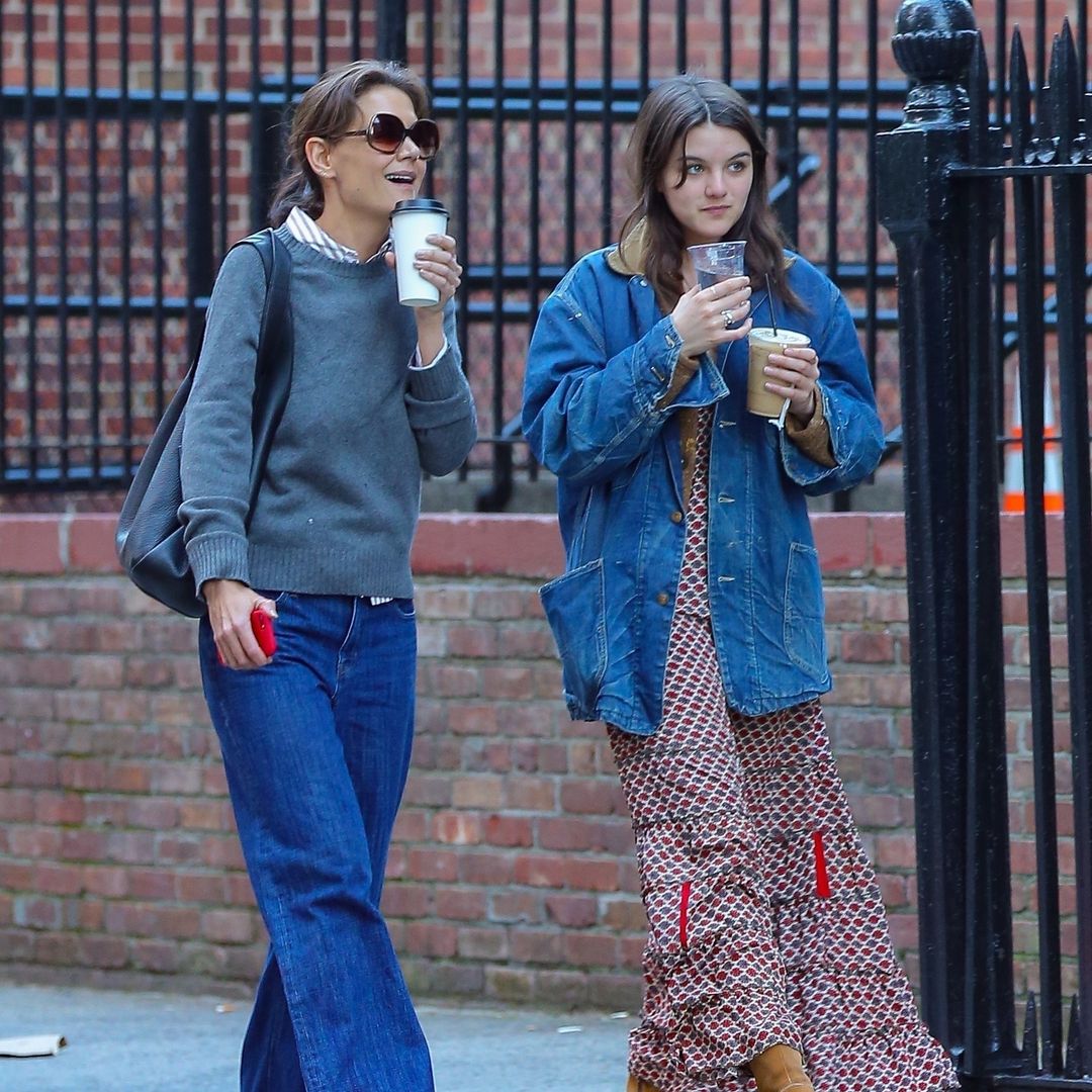 Suri Cruise, 18, twins with mom Katie Holmes in matching denim after major name change