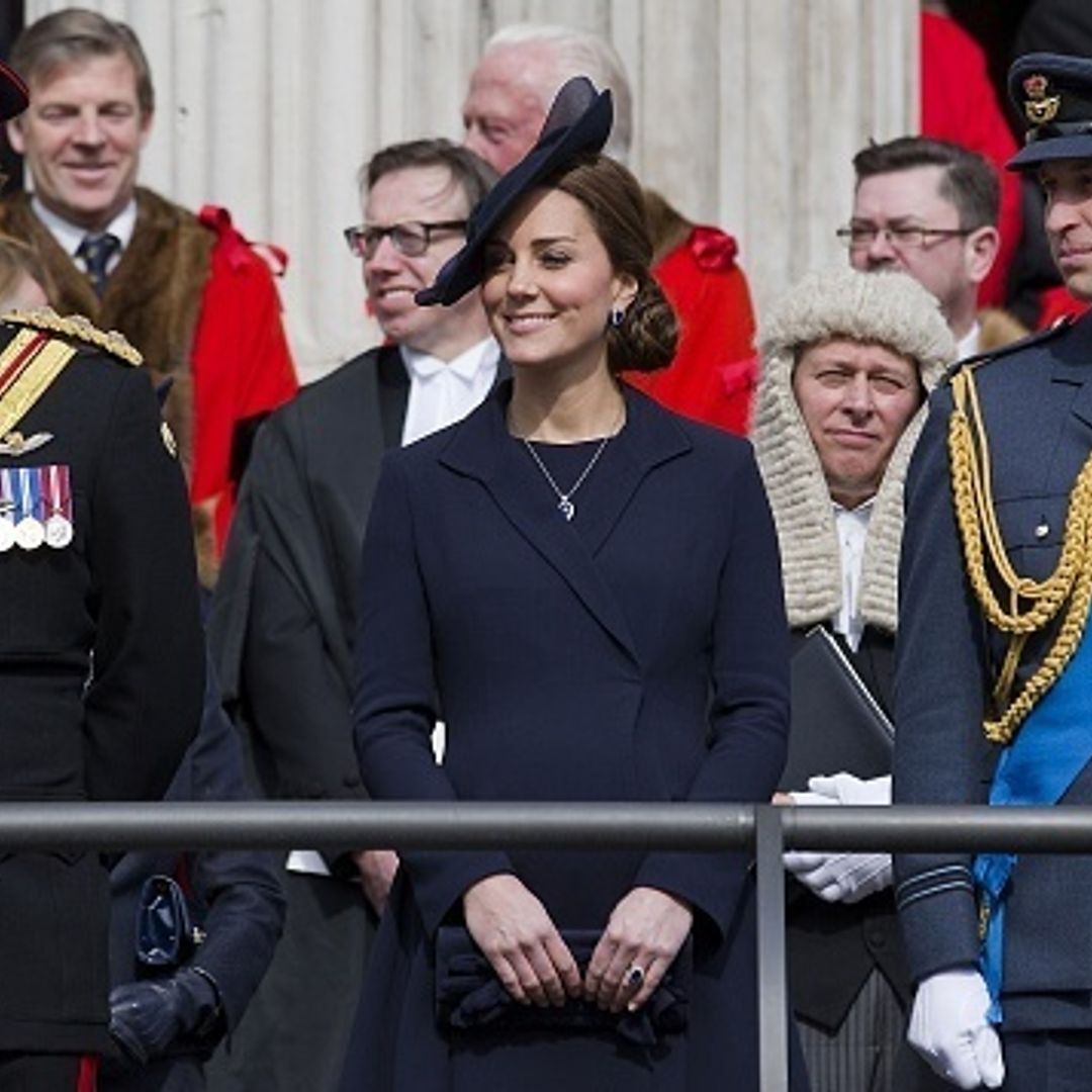 Pregnant Kate Middleton, Prince Harry join other royals for war service