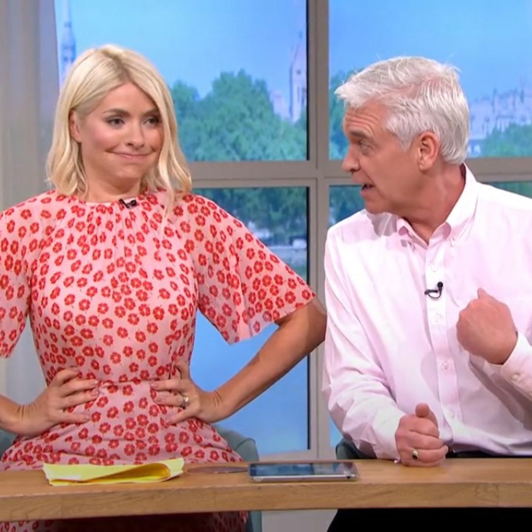 This Morning interrupted by unexpected studio intruder - see Holly Willoughby's reaction