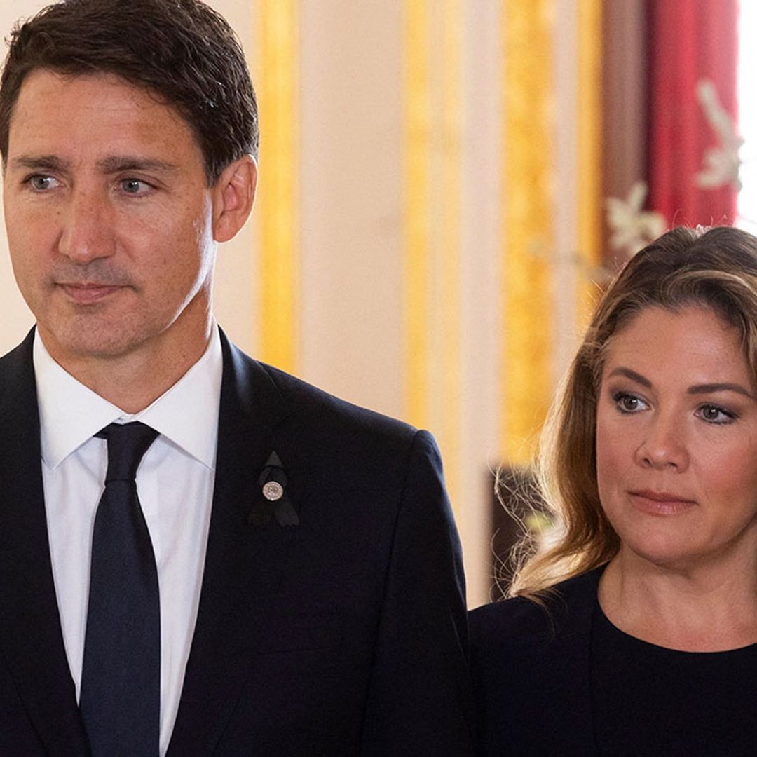 Justin Trudeau and Sophie Gregoire Trudeau pay their respects to Queen Elizabeth II