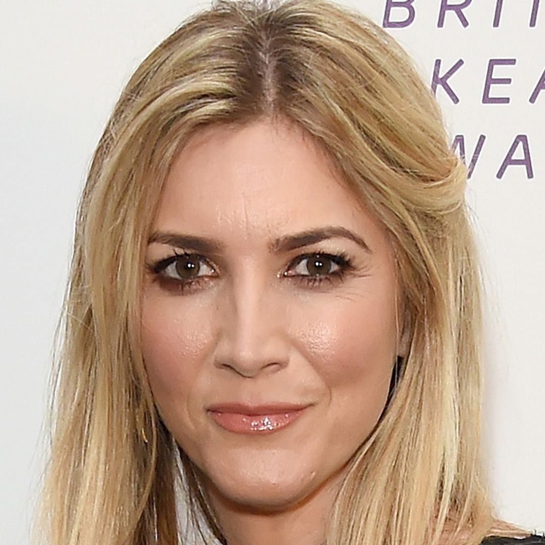 Lisa Faulkner reveals she is bruised after falling down stairs - details