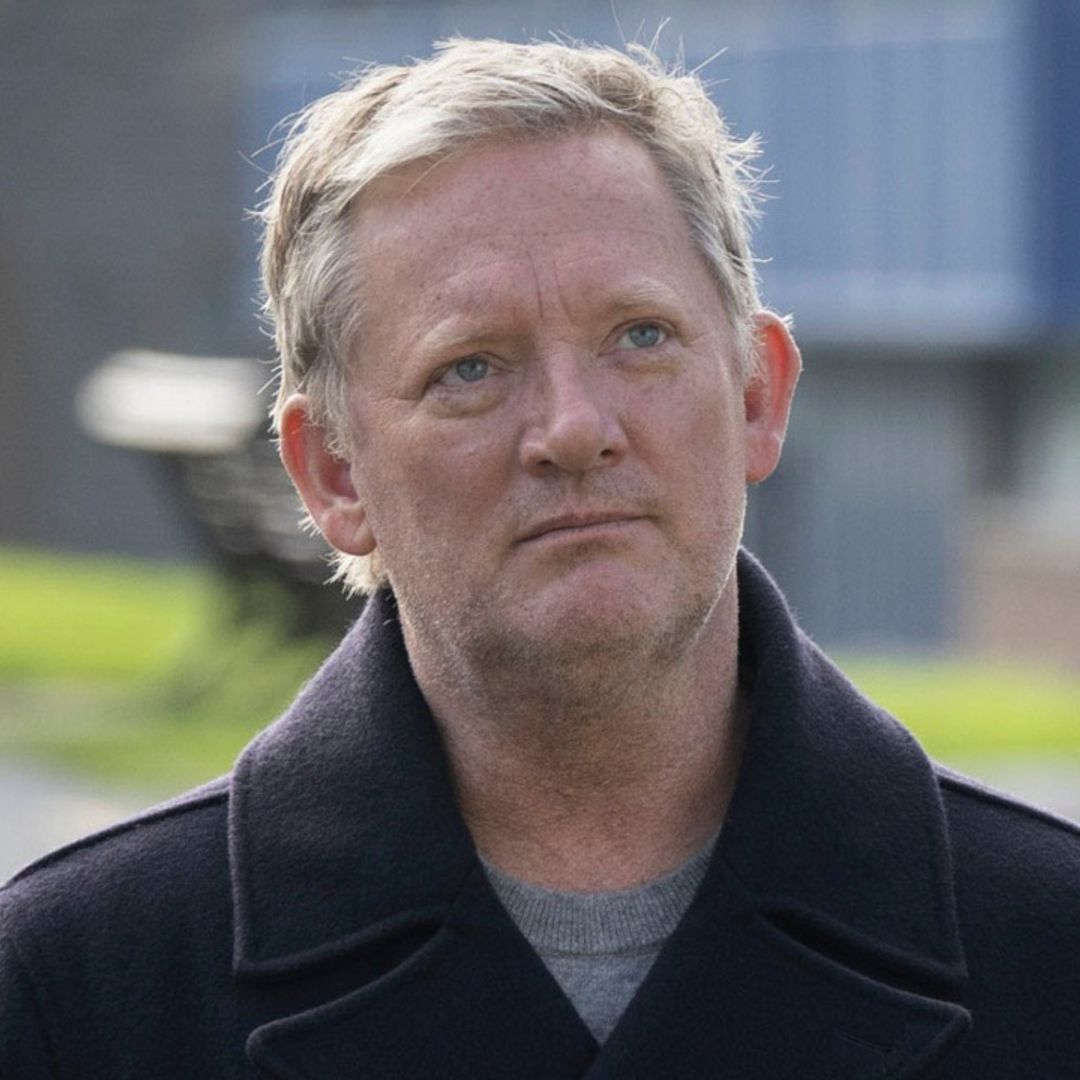 Shetland's Douglas Henshall praised by fans after hitting back at troll