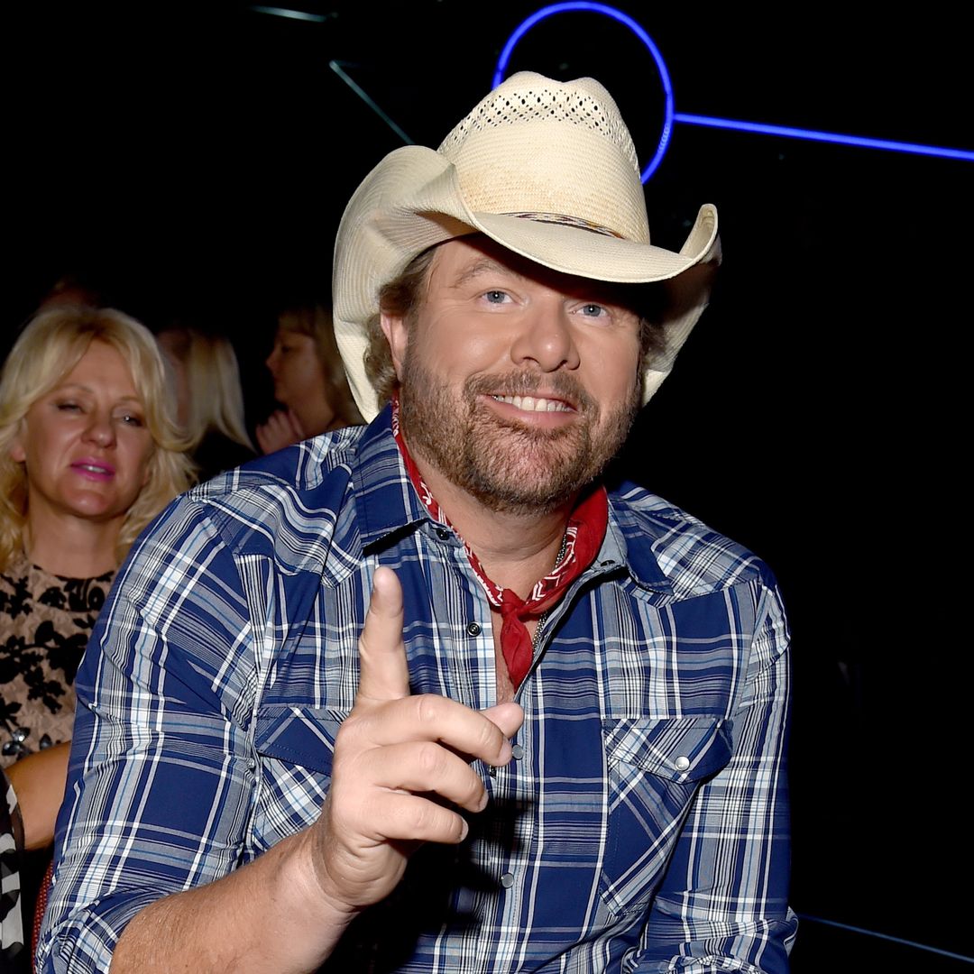 Toby Keith #39 s family in photos from his rarely seen 3 children to his