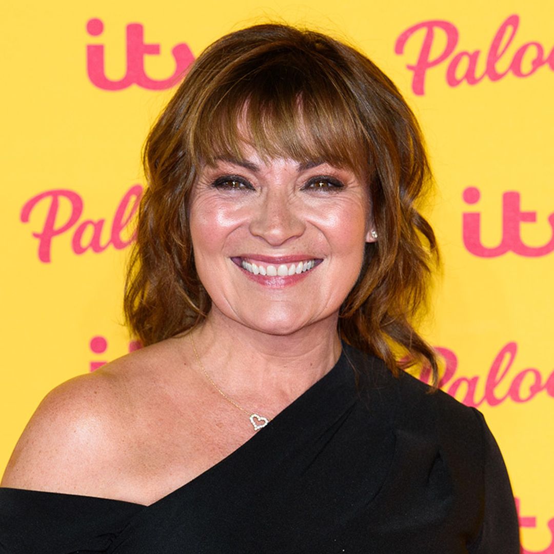 Lorraine Kelly shows off her incredible bikini body on her Indian holiday