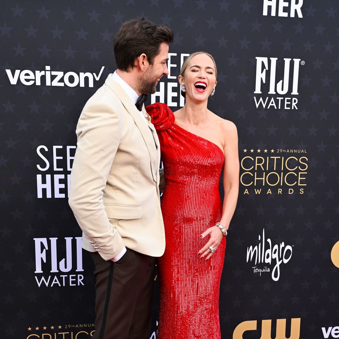 Emily Blunt and John Krasinski's body language on CCA red carpet decoded after fans question 'divorce'