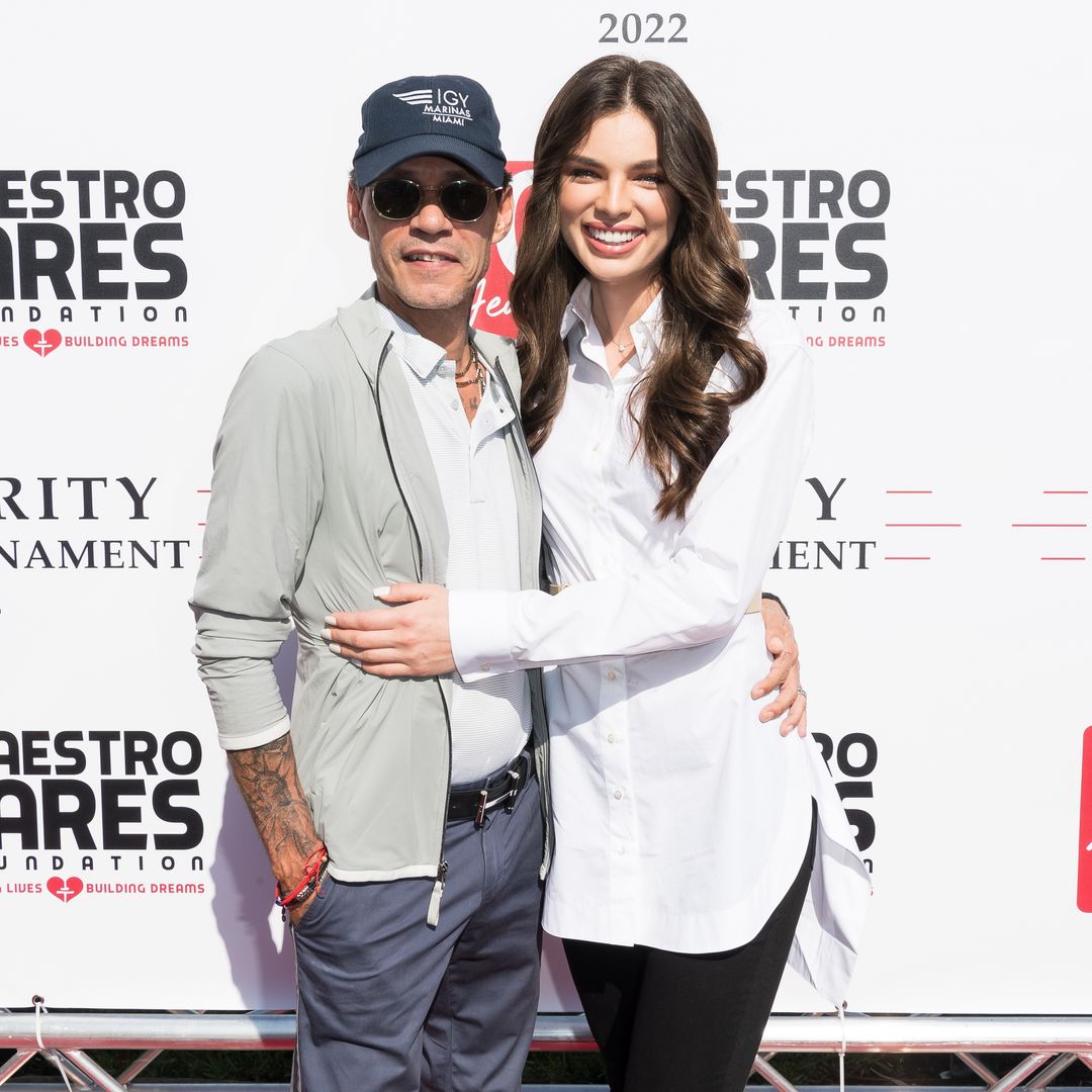  Marc Anthony and Nadia Ferreira smiling together