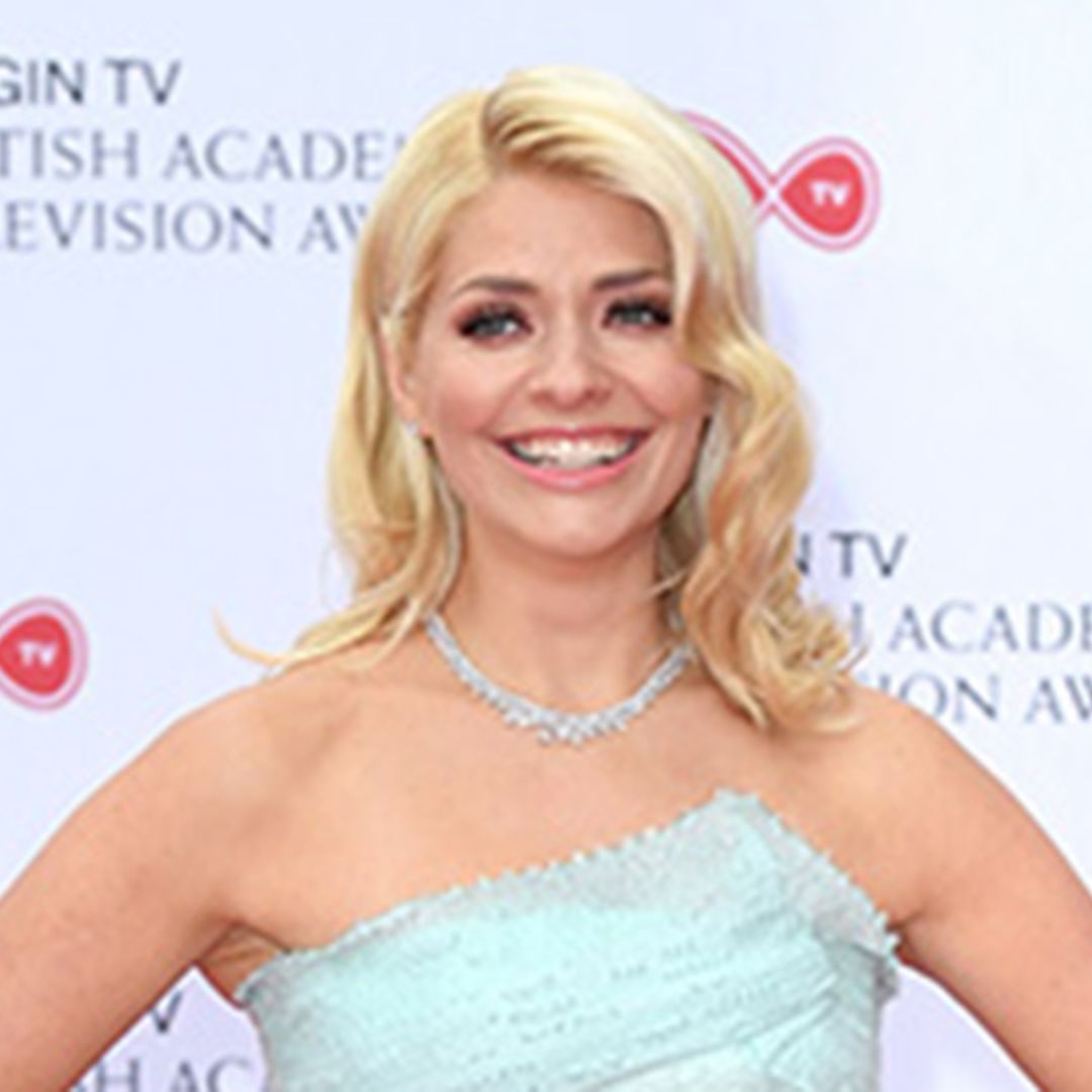 Holly Willoughby’s best hairstyles of 2017 – see the gallery!