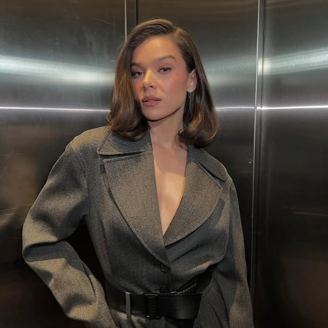Hailee Steinfeld bob hair cut 
