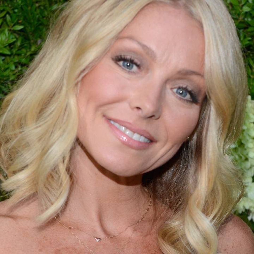 Kelly Ripa makes tongue-in-cheek remark about her age in new photo that gets fans talking