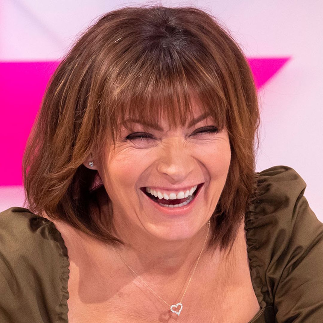 We can't believe Lorraine Kelly's palm print skirt is a £19.99 H&M bargain
