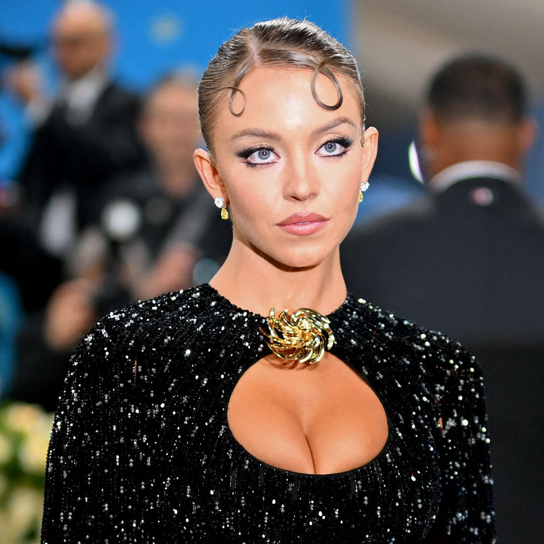 Sydney Sweeney's go-to autumn outfit combo consists of jeans and a cosy knitted jumper