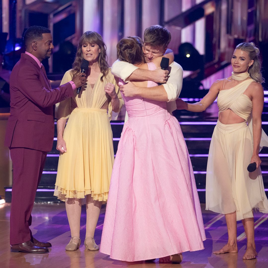 DWTS episode 5 recap: Robert Irwin breaks down in tears in highly emotional tribute to his mom