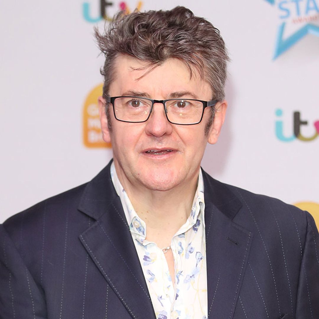 Joe Pasquale reveals ripped abs after undergoing dramatic body transformation