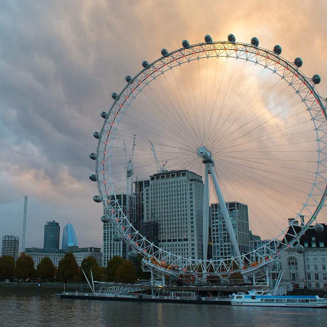 Find out why the London Eye will rotate backward for the first time
