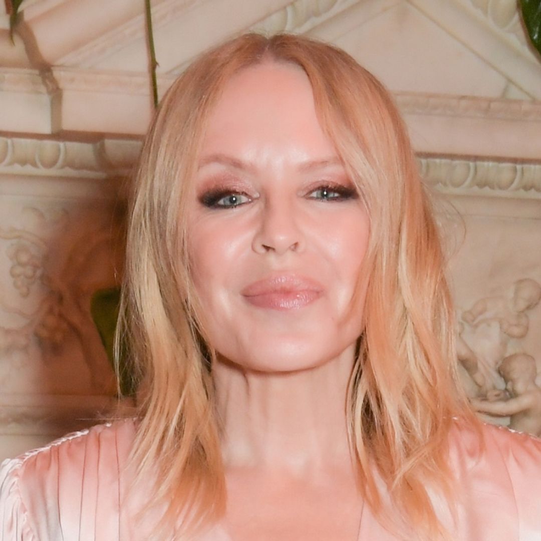 Kylie Minogue pays emotional tribute to Olivia Newton-John
