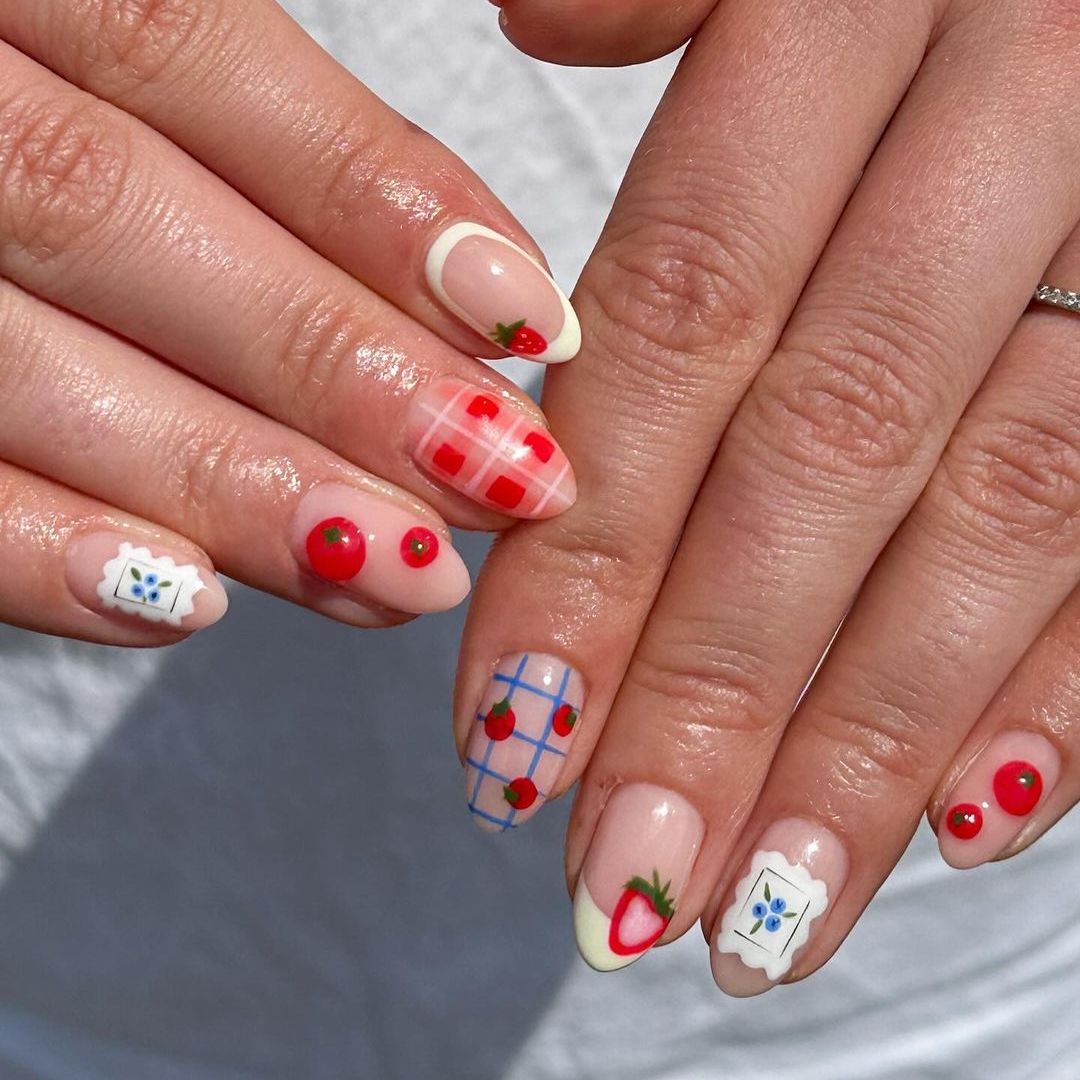 Picnic themed nails 