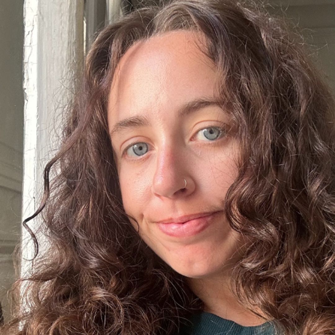 I didn't realize I had curly hair until my 20s, here are the 5 easy hairstyles I learned how to do