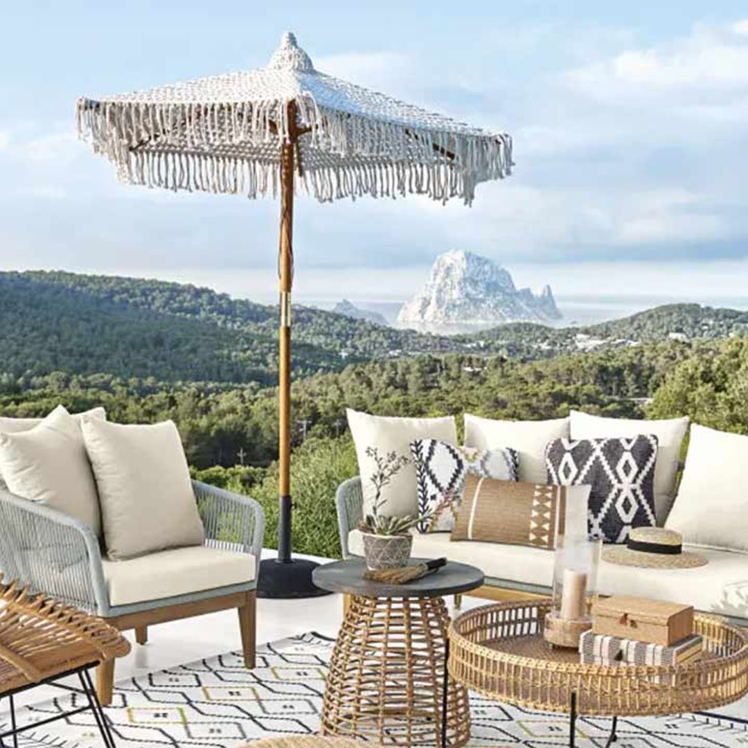 10 parasols for the garden that will elevate your outdoor space