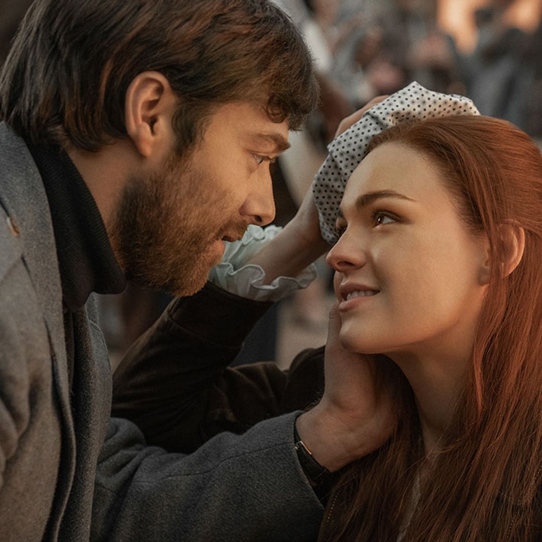New Outlander photo shows first look at Brianna and Roger's family life