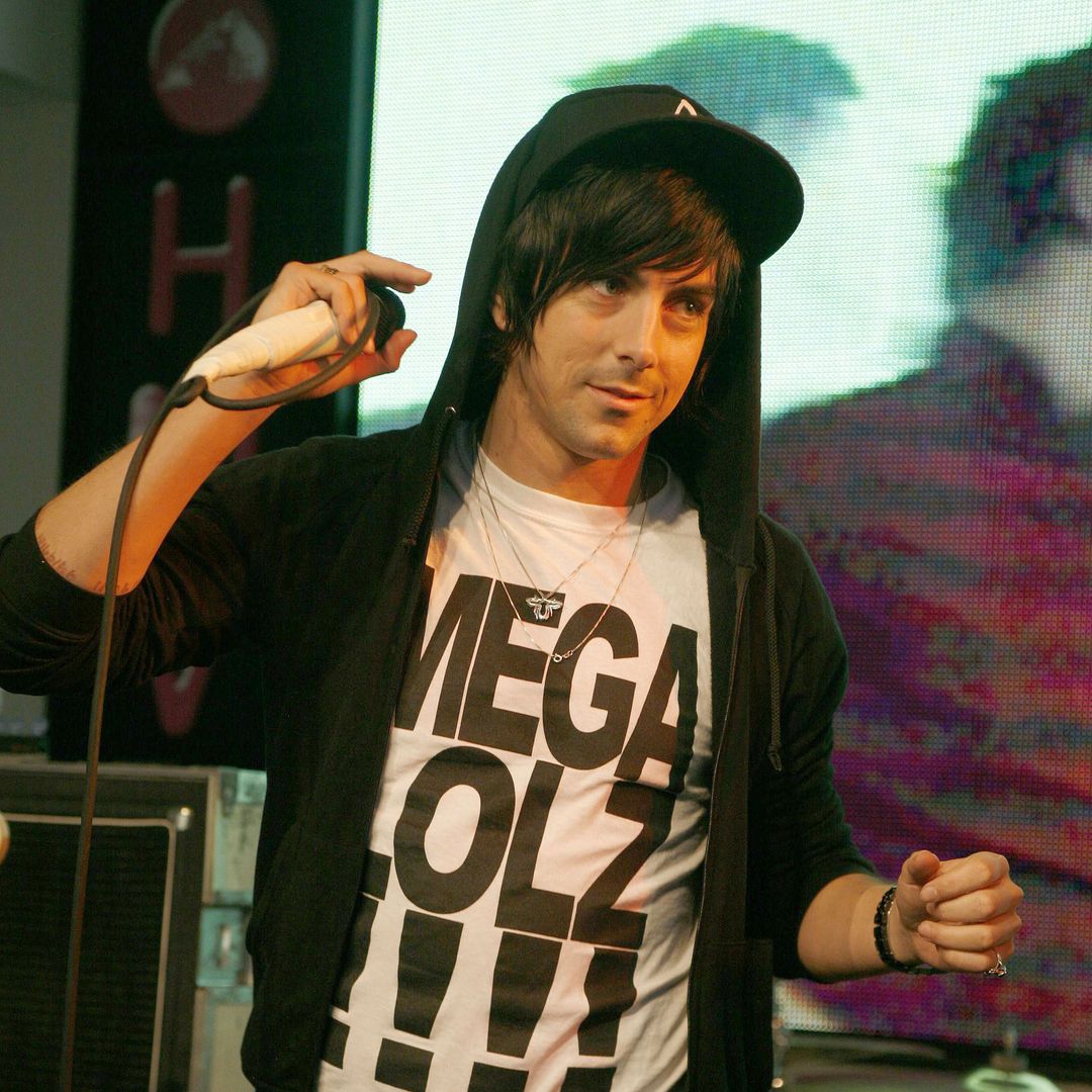 Lostprophets singer Ian Watkins dead after prison attack, cause of death revealed