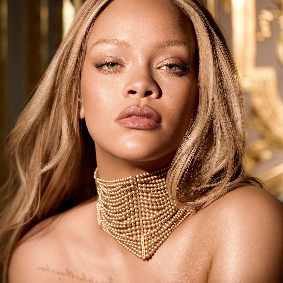 Rihanna is captivating in new Dior J'adore ad campaign - the big reveal of the first official photo