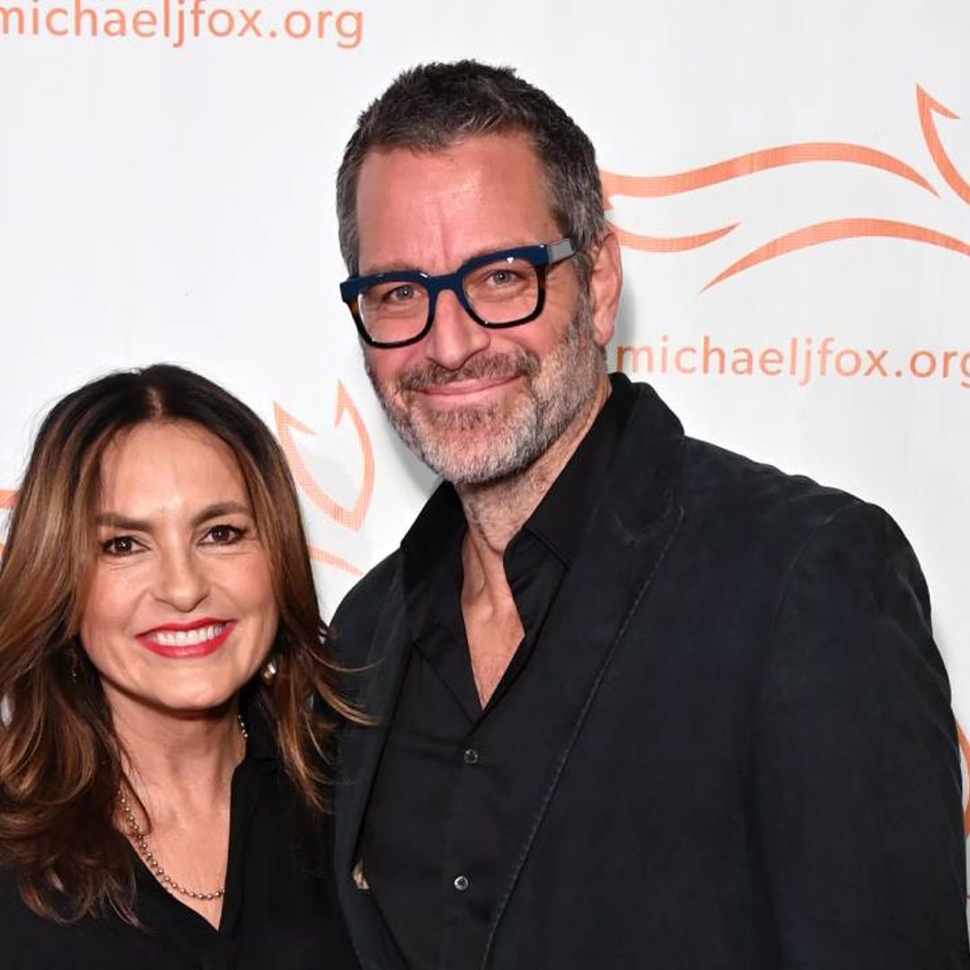 Mariska Hargitay jets off with Peter Hermann and their kids to magical Christmas vacation - photos