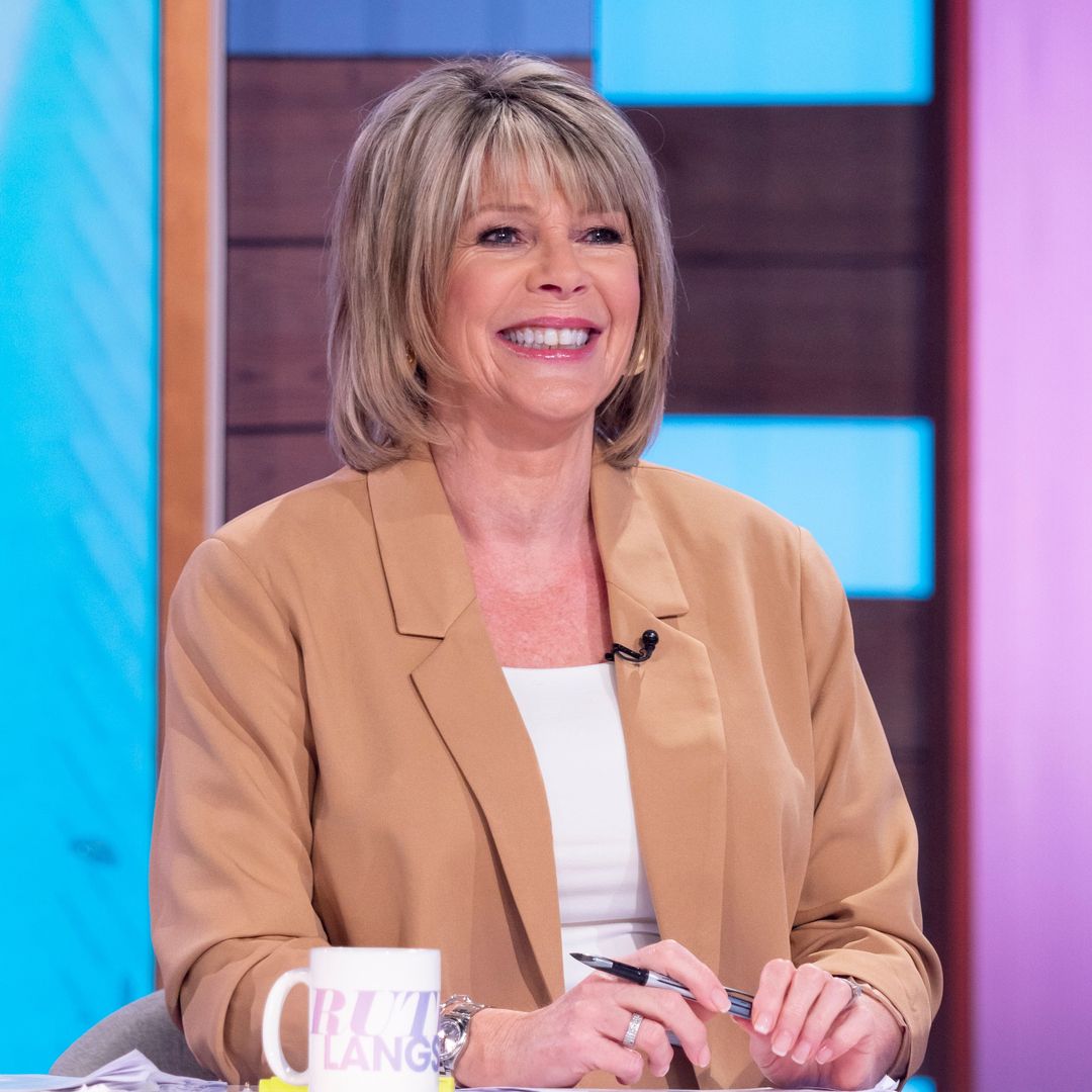 Ruth Langsford wows in ultra-flattering waist-cinching trousers on Loose Women