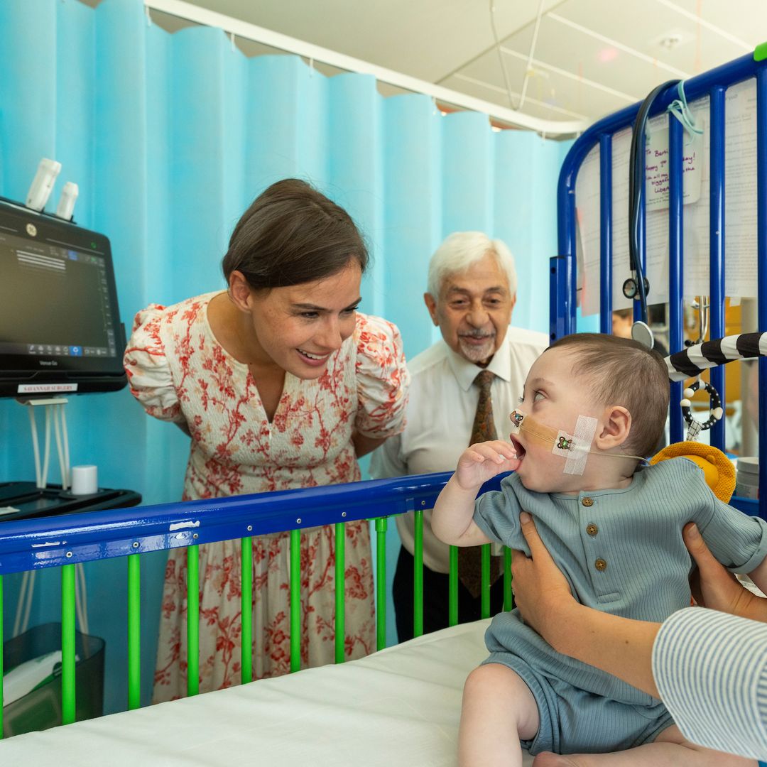 Sophie Winkleman makes moving visit to hospital supported by the Princess of Wales - photos