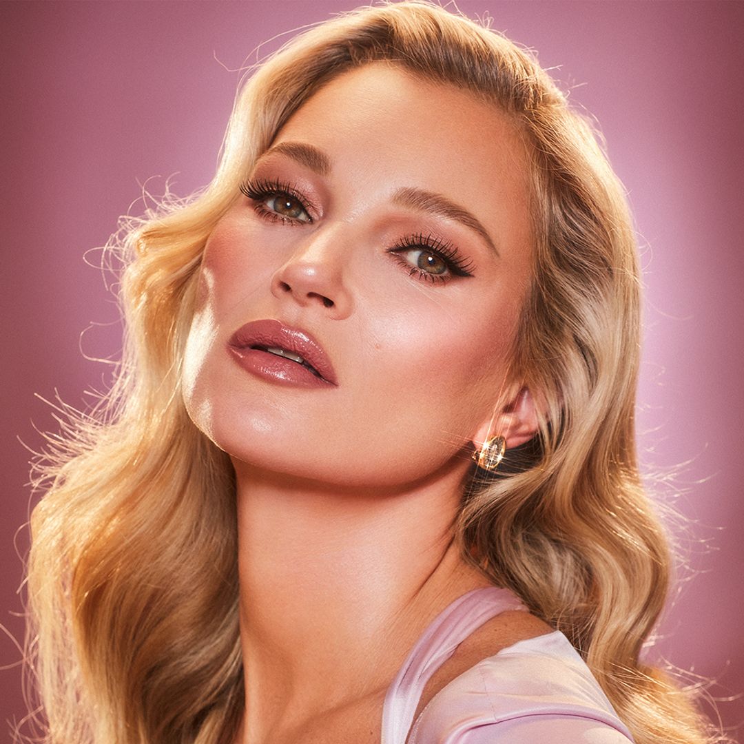 Kate Moss transforms into Marilyn Monroe - and the result is seriously striking