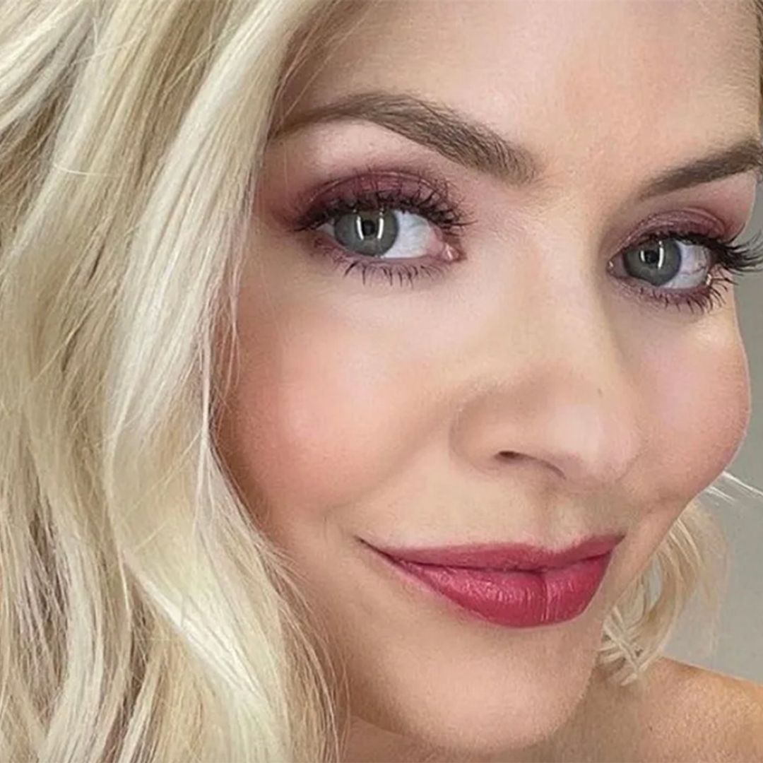 Holly Willoughby’s must-see Barbie pink dress isn’t as expensive as you think