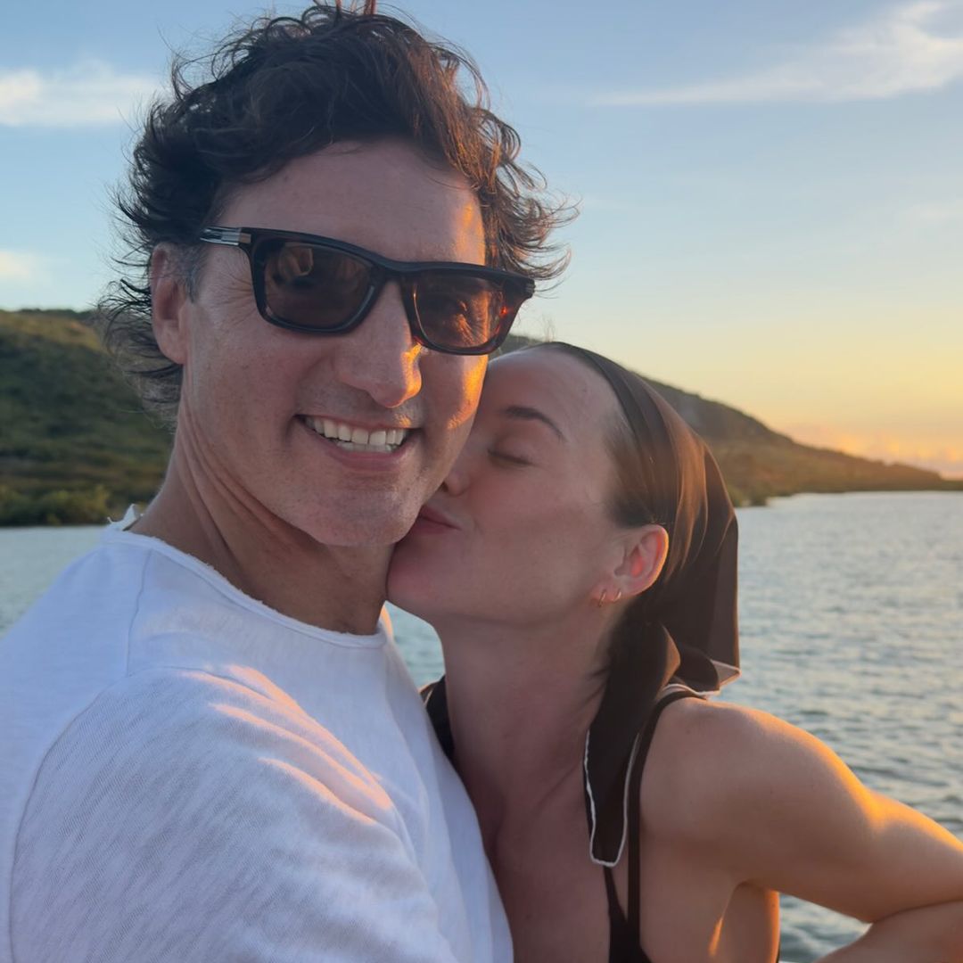 Katy Perry shares glimpse of romance with Justin Trudeau amid getaway