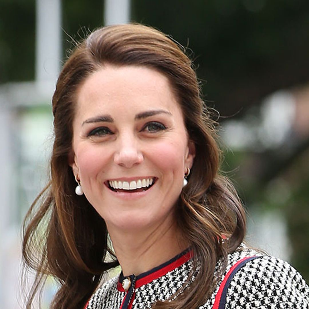 Duchess Kate’s elegant hair and make-up look at the V&A Museum