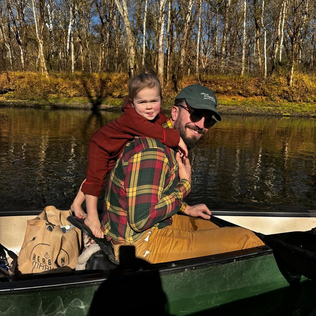 Sam Hunt and his daughter Lucy pose for a photo on a canoe while out fishing, shared on Instagram