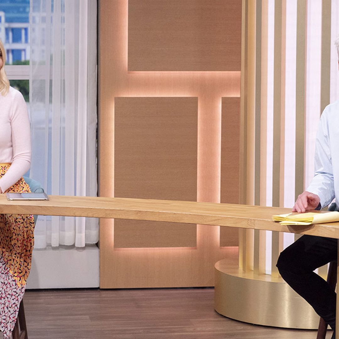 Holly Willoughby leaves co-star Phillip Schofield bemused in brilliant clip