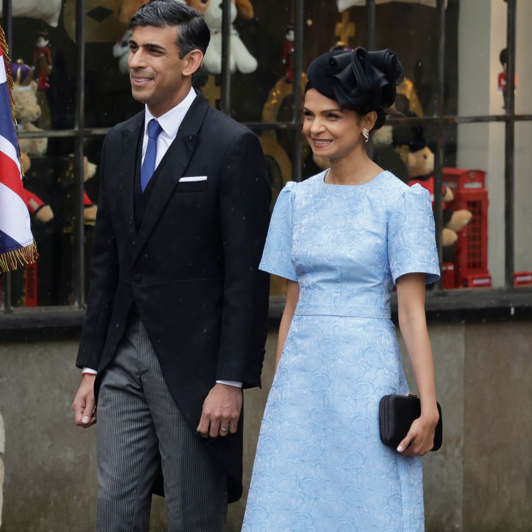 Rishi Sunak's billionaire heiress wife Akshata Murty has Cinderella moment in glittering blue dress