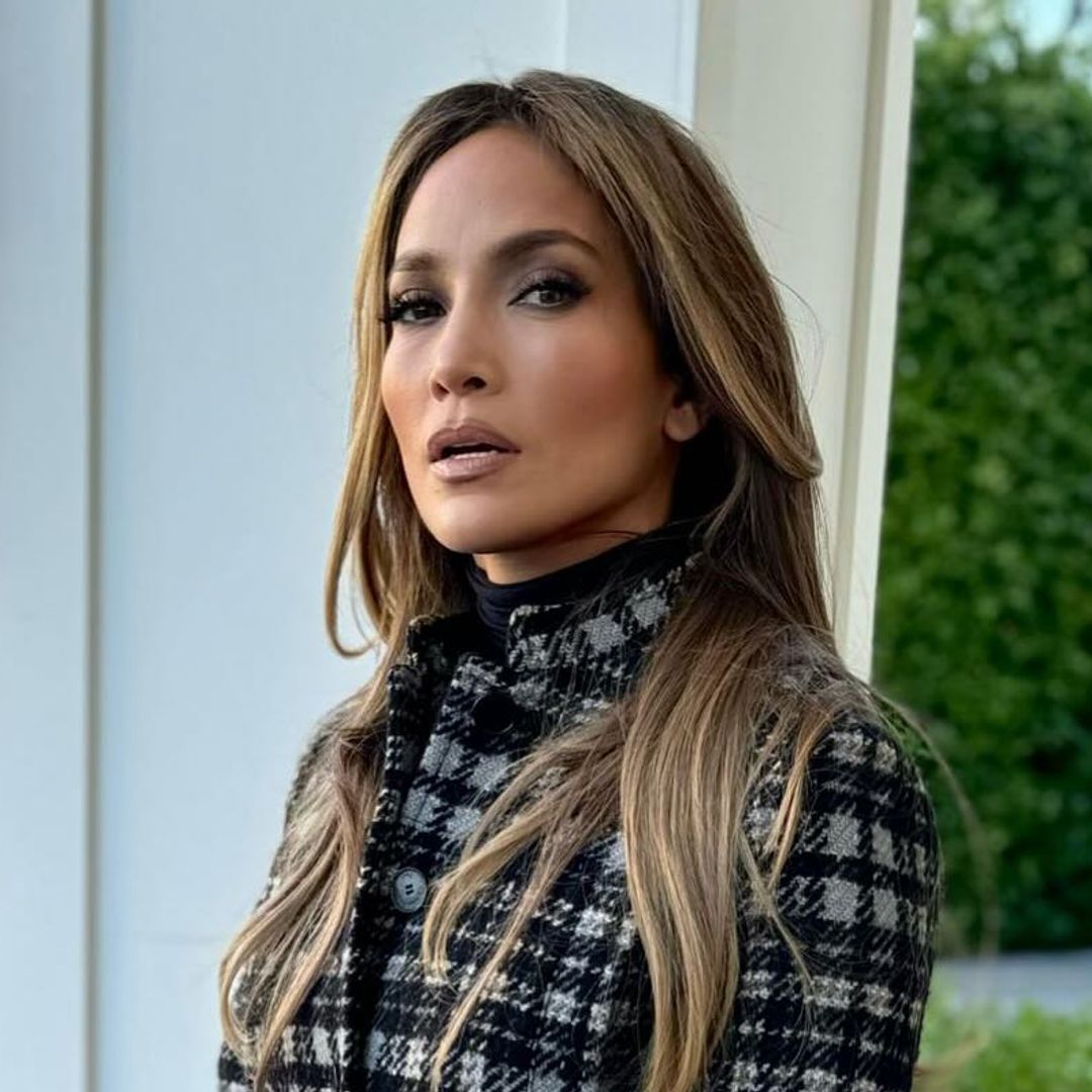Jennifer Lopez is a picnic princess in milkmaid dress and raffia accessories