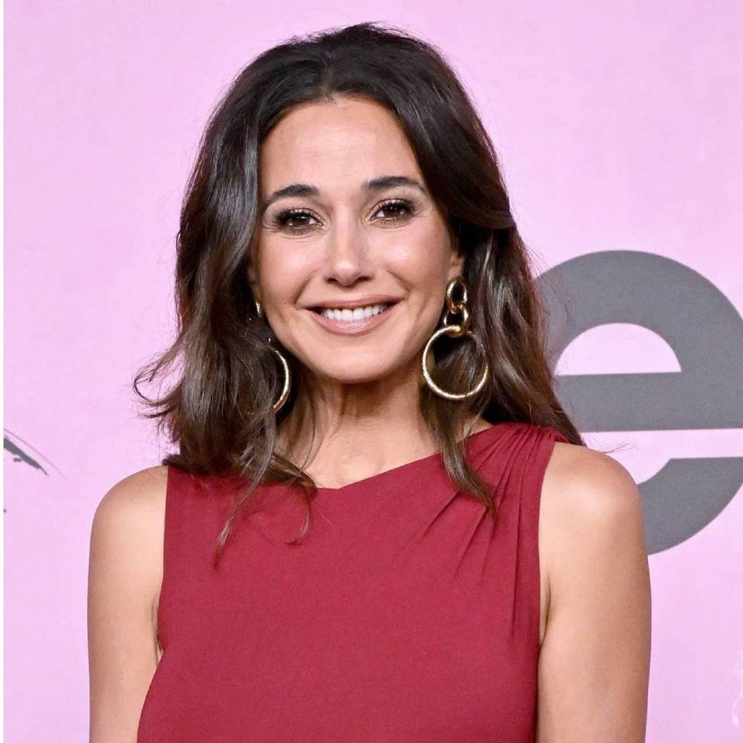 Hulu's new Christmas movie captivates fans with sizzling 'chemistry' between One Tree Hill and Entourage stars