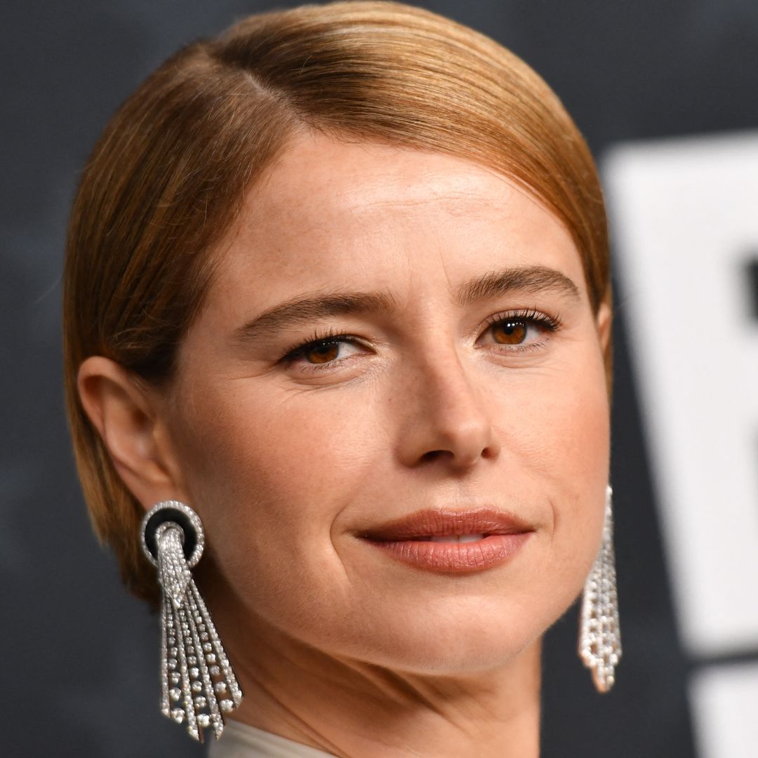 Jessie Buckley proves she's queen of the hair transformations in unearthed photo