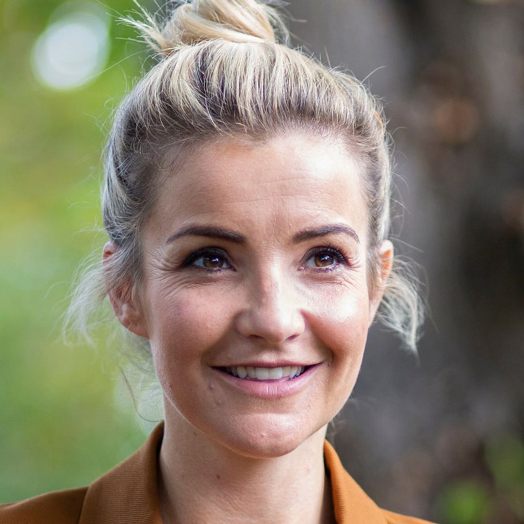 Countryfile's Helen Skelton wows in red swimsuit in stunning poolside photo