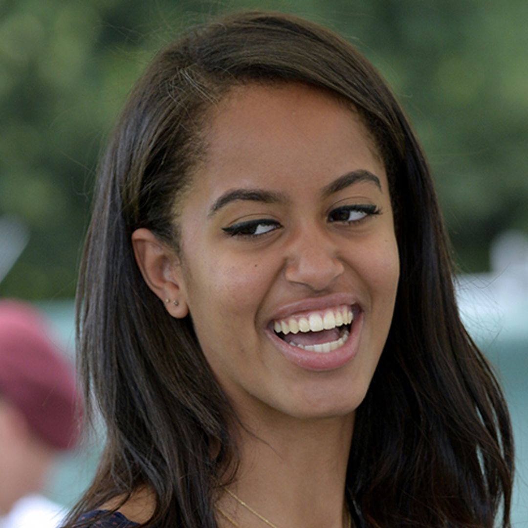 Barack and Michelle Obama help daughter Malia move into Harvard dorm