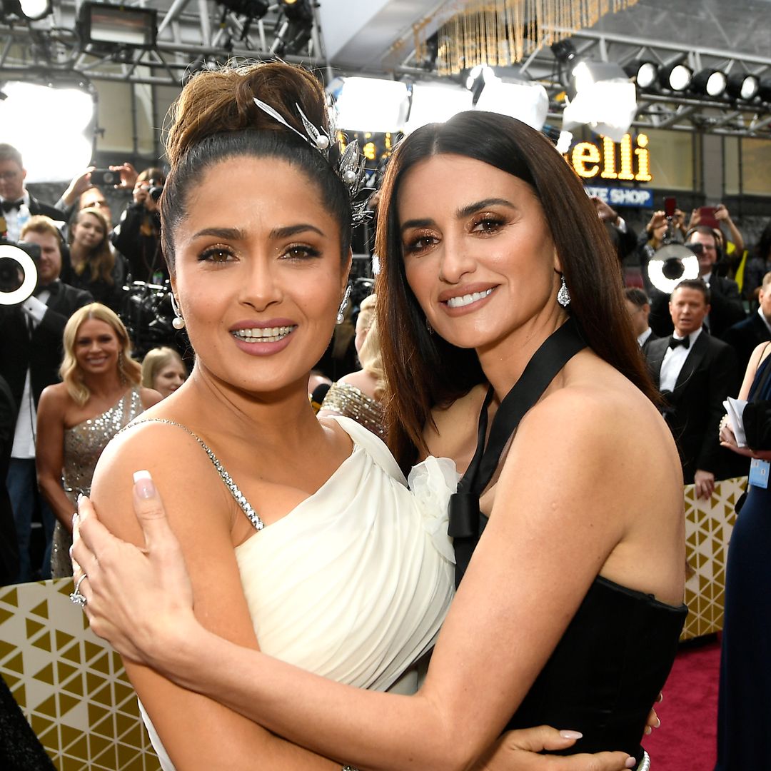 Salma Hayek and Penélope Cruz recall their emergency plane incident: 'I thought maybe we were going to die'