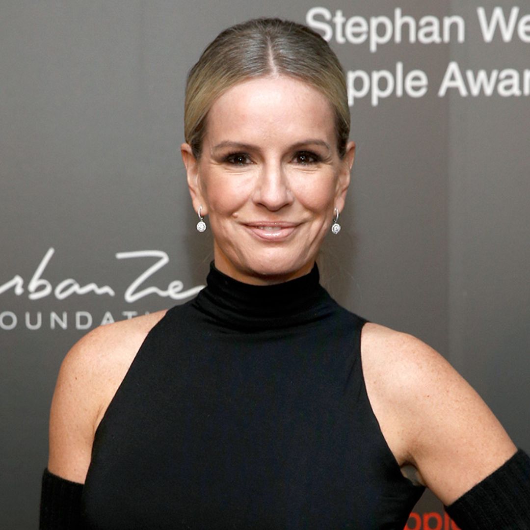 Dr. Jennifer Ashton thrills fans with incredible holiday photo