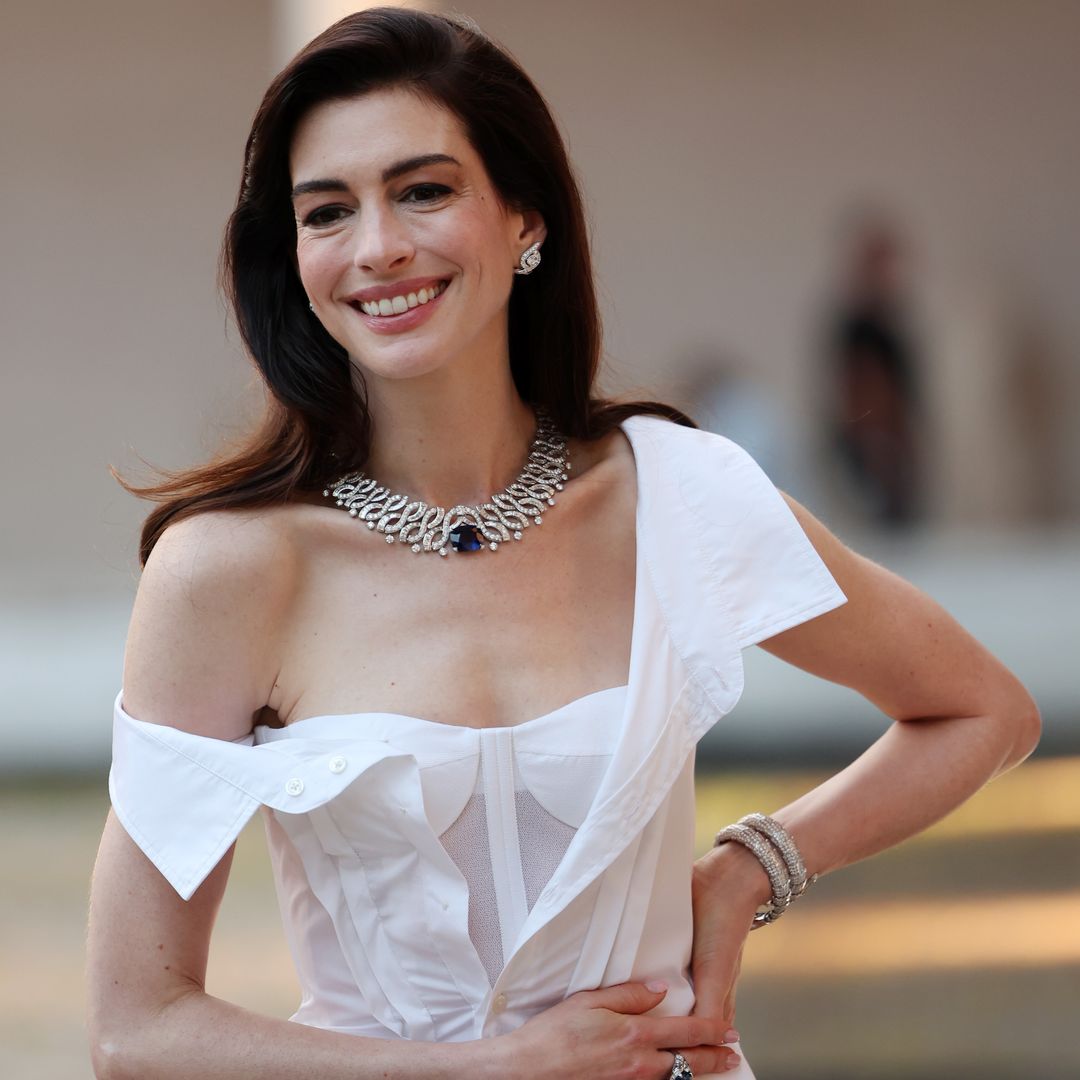 Anne Hathaway made her controversial fashion moment into a meme - and it's iconic