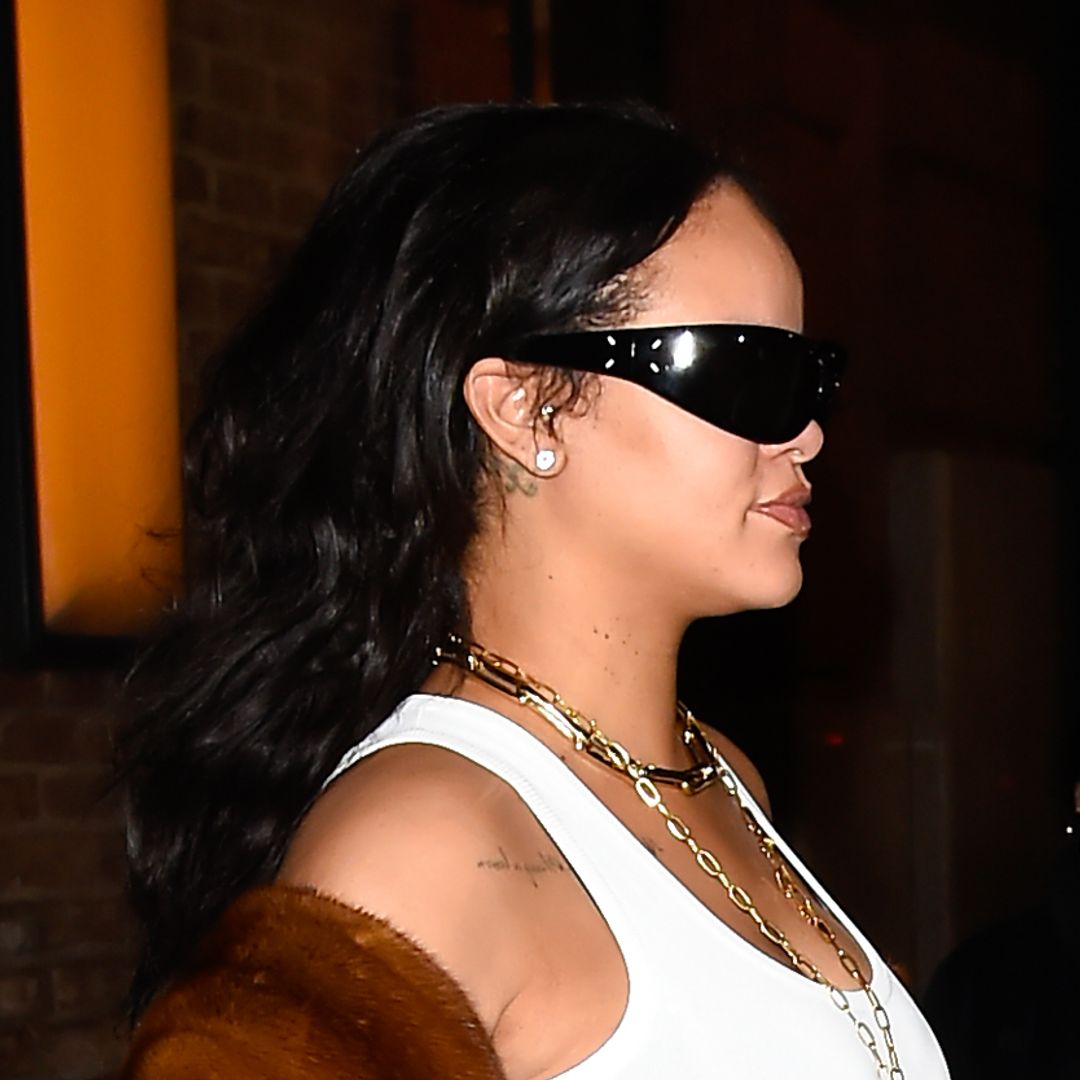 Rihanna's latest pregnancy look is 90s baddie personified