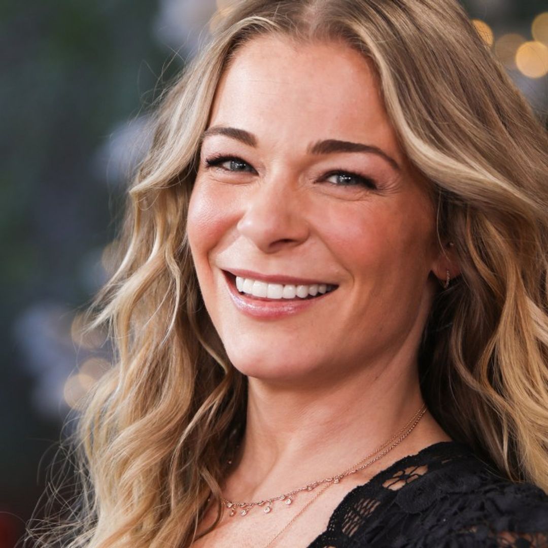 LeAnn Rimes is glowing in gorgeous new photo as she shares exciting career news