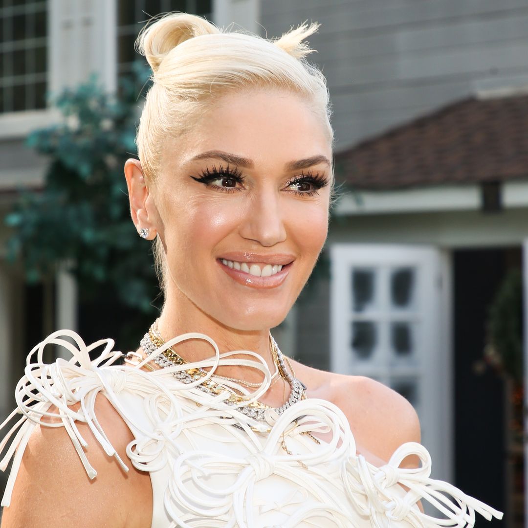 Gwen Stefani has long brown hair in childhood photo that will leave you doing a double take