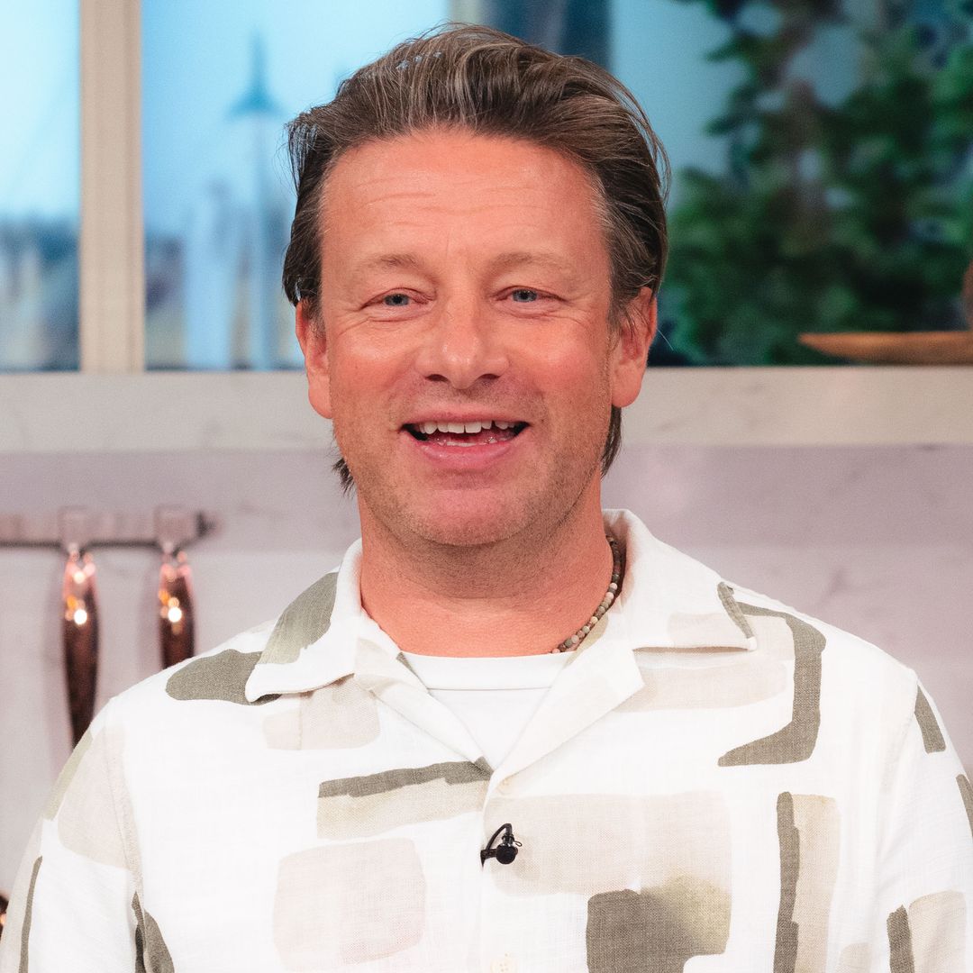Jamie Oliver's son is a natural star in behind-the-scenes photo