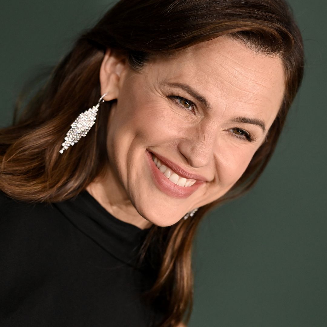Jennifer Garner's three children are getting 'so big' as she puts them in the spotlight in relatable home video