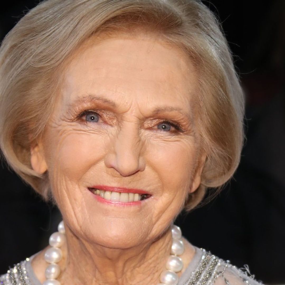 See Mary Berry before she was famous - and she looks amazing!