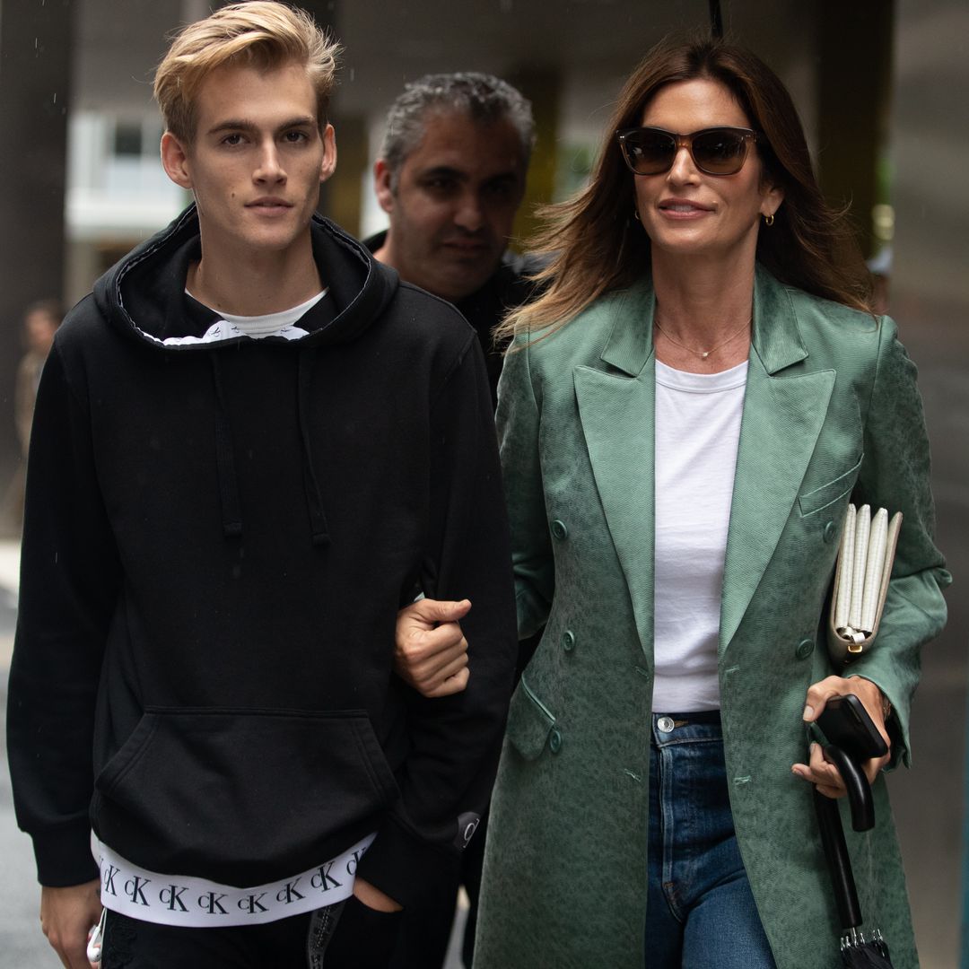 Kaia Gerber twins with model brother Presley during lakeside getaway ...